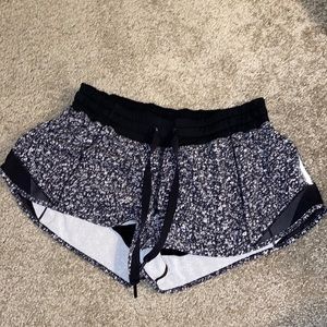 Rare Lululemon Hotty Hot Short 2.5 Inseam